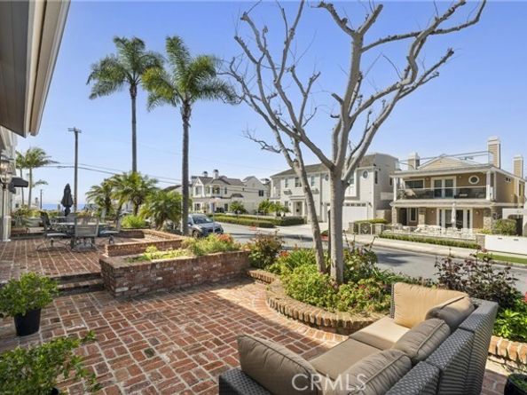 304 Marigold, Corona Del Mar (newport Beach) CA 92625