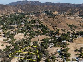 10400 Mcbroom Street, Sunland (los Angeles) CA 91040