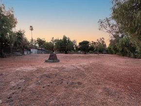 10400 Mcbroom Street, Sunland (los Angeles) CA 91040