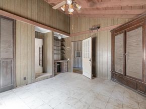 10400 Mcbroom Street, Sunland (los Angeles) CA 91040