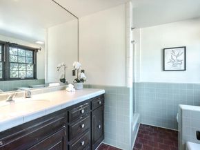 10400 Mcbroom Street, Sunland (los Angeles) CA 91040