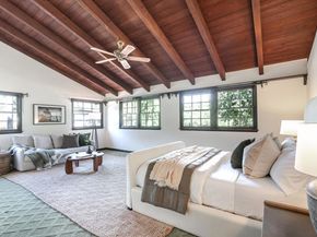 10400 Mcbroom Street, Sunland (los Angeles) CA 91040