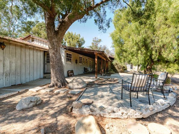 10400 Mcbroom Street, Sunland (los Angeles) CA 91040