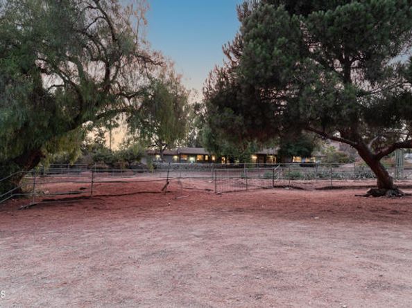 10400 Mcbroom Street, Sunland (los Angeles) CA 91040
