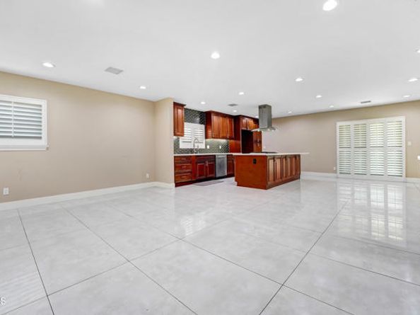 10530 Rubio Avenue, Granada Hills (los Angeles) CA 91344