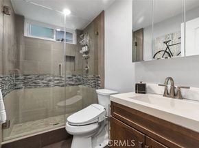 21832 Bass Lake, Lake Forest (el Toro) CA 92630