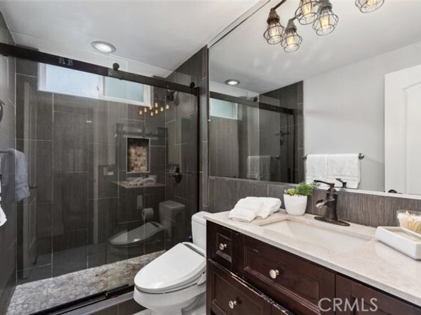 21832 Bass Lake, Lake Forest (el Toro) CA 92630