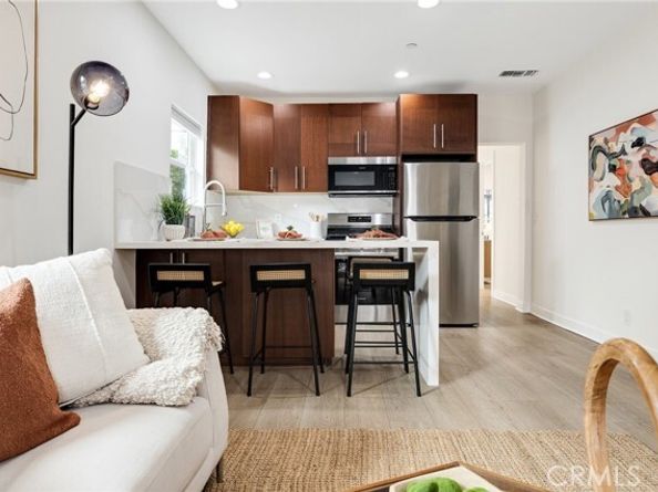 724 San Miguel Avenue, Venice (los Angeles) CA 90291