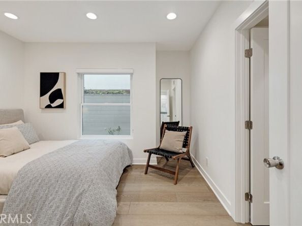 724 San Miguel Avenue, Venice (los Angeles) CA 90291