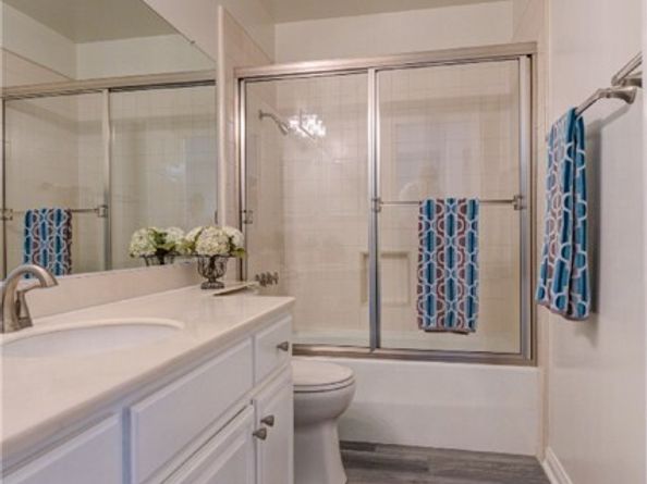 11 Malaga Place, Manhattan Beach CA 90266