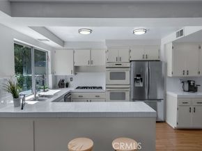 20306 Tau Place, Chatsworth (los Angeles) CA 91311
