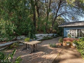 5201 San Feliciano, Woodland Hills (los Angeles) CA 91364