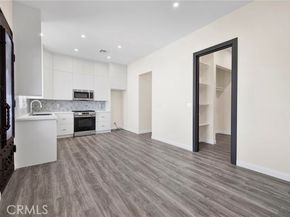 8149 Saint Clair Avenue, North Hollywood (los Angeles) CA 91605