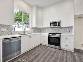 8149 Saint Clair Avenue, North Hollywood (los Angeles) CA 91605