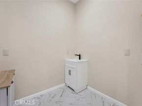 8149 Saint Clair Avenue, North Hollywood (los Angeles) CA 91605