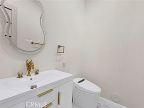 8149 Saint Clair Avenue, North Hollywood (los Angeles) CA 91605