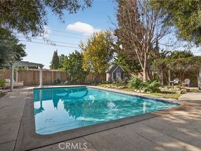 18624 Gledhill Street, Northridge (los Angeles) CA 91324