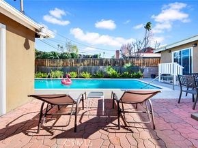 22677 Criswell, West Hills (los Angeles) CA 91307