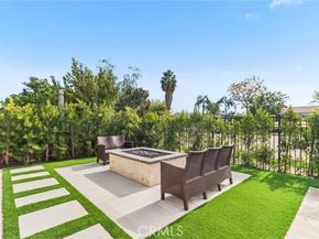 8006 Lloyd Avenue, North Hollywood (los Angeles) CA 91605