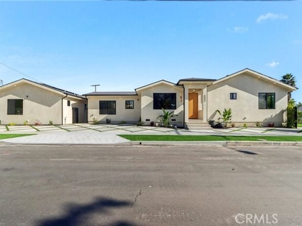 8006 Lloyd Avenue, North Hollywood (los Angeles) CA 91605