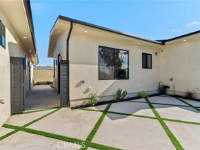 8006 Lloyd Avenue, North Hollywood (los Angeles) CA 91605