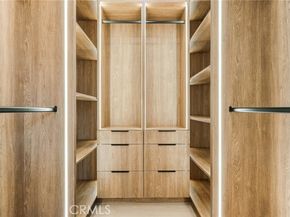 8006 Lloyd Avenue, North Hollywood (los Angeles) CA 91605