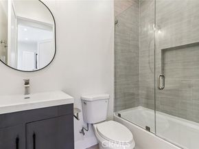 8006 Lloyd Avenue, North Hollywood (los Angeles) CA 91605