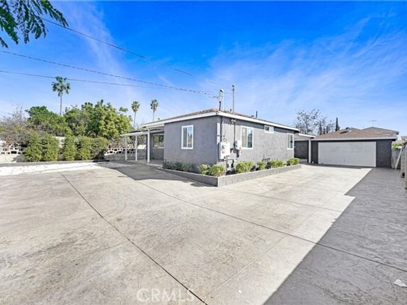 11068 Penrose Street, Sun Valley (los Angeles) CA 91352