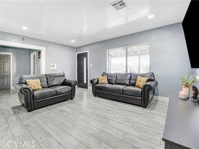 11068 Penrose Street, Sun Valley (los Angeles) CA 91352