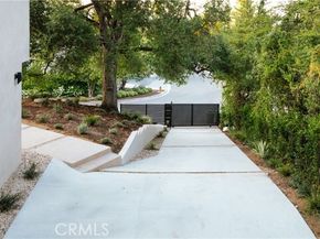 17930 Karen Drive, Encino (los Angeles) CA 91316