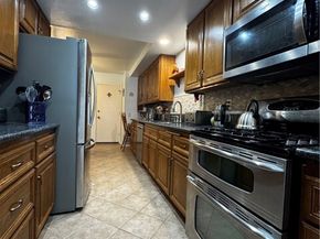 20607 Roscoe Blvd C, Winnetka (los Angeles) CA 91306