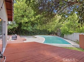 5224 Woodlake, Woodland Hills (los Angeles) CA 91367