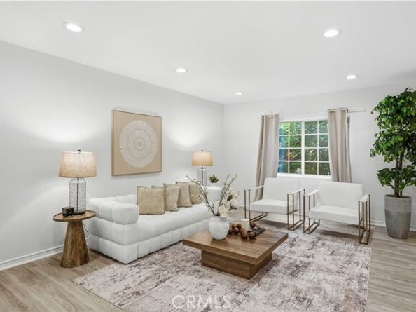 5224 Woodlake, Woodland Hills (los Angeles) CA 91367