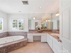 5224 Woodlake, Woodland Hills (los Angeles) CA 91367