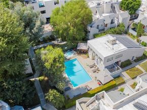 18411 Hatteras Street 138, Tarzana (los Angeles) CA 91356