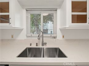 18411 Hatteras Street 138, Tarzana (los Angeles) CA 91356