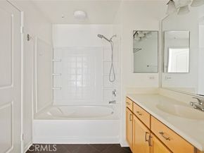 6400 Crescent Park E 111, Los Angeles CA 90094