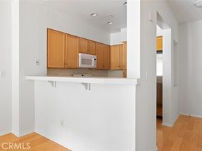 6400 Crescent Park E 111, Los Angeles CA 90094
