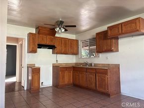 6331 Columbus Avenue, Van Nuys (los Angeles) CA 91411