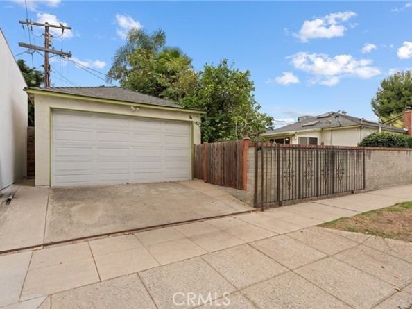 5058 Cartwright, North Hollywood (los Angeles) CA 91601