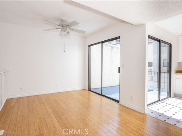 9620 Sepulveda 35, North Hills (los Angeles) CA 91343