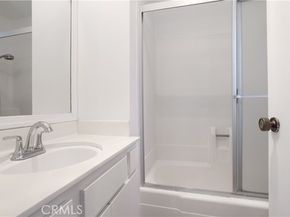 9620 Sepulveda 35, North Hills (los Angeles) CA 91343