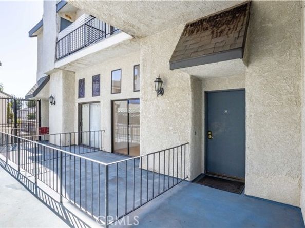 9620 Sepulveda 35, North Hills (los Angeles) CA 91343