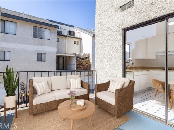 9620 Sepulveda 35, North Hills (los Angeles) CA 91343