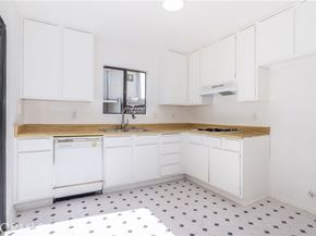 9620 Sepulveda 35, North Hills (los Angeles) CA 91343