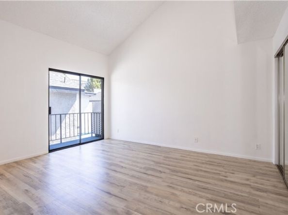 9620 Sepulveda 35, North Hills (los Angeles) CA 91343