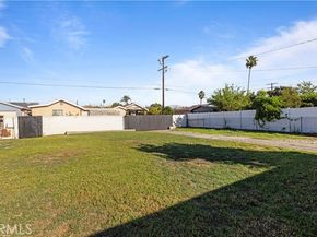 10156 Laurel Cyn. Blvd., Pacoima (los Angeles) CA 91331