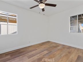 10156 Laurel Cyn. Blvd., Pacoima (los Angeles) CA 91331