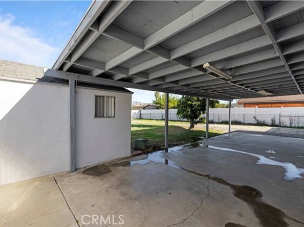 10156 Laurel Cyn. Blvd., Pacoima (los Angeles) CA 91331