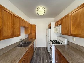 9900 Jordan 62, Chatsworth (los Angeles) CA 91311